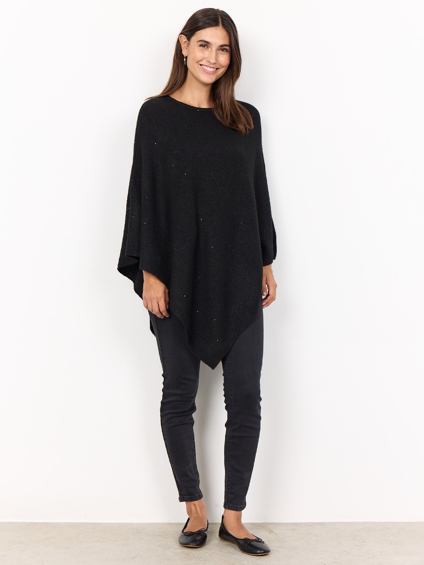 Soyaconcept Poncho Ellen Zwart 00079145-7500