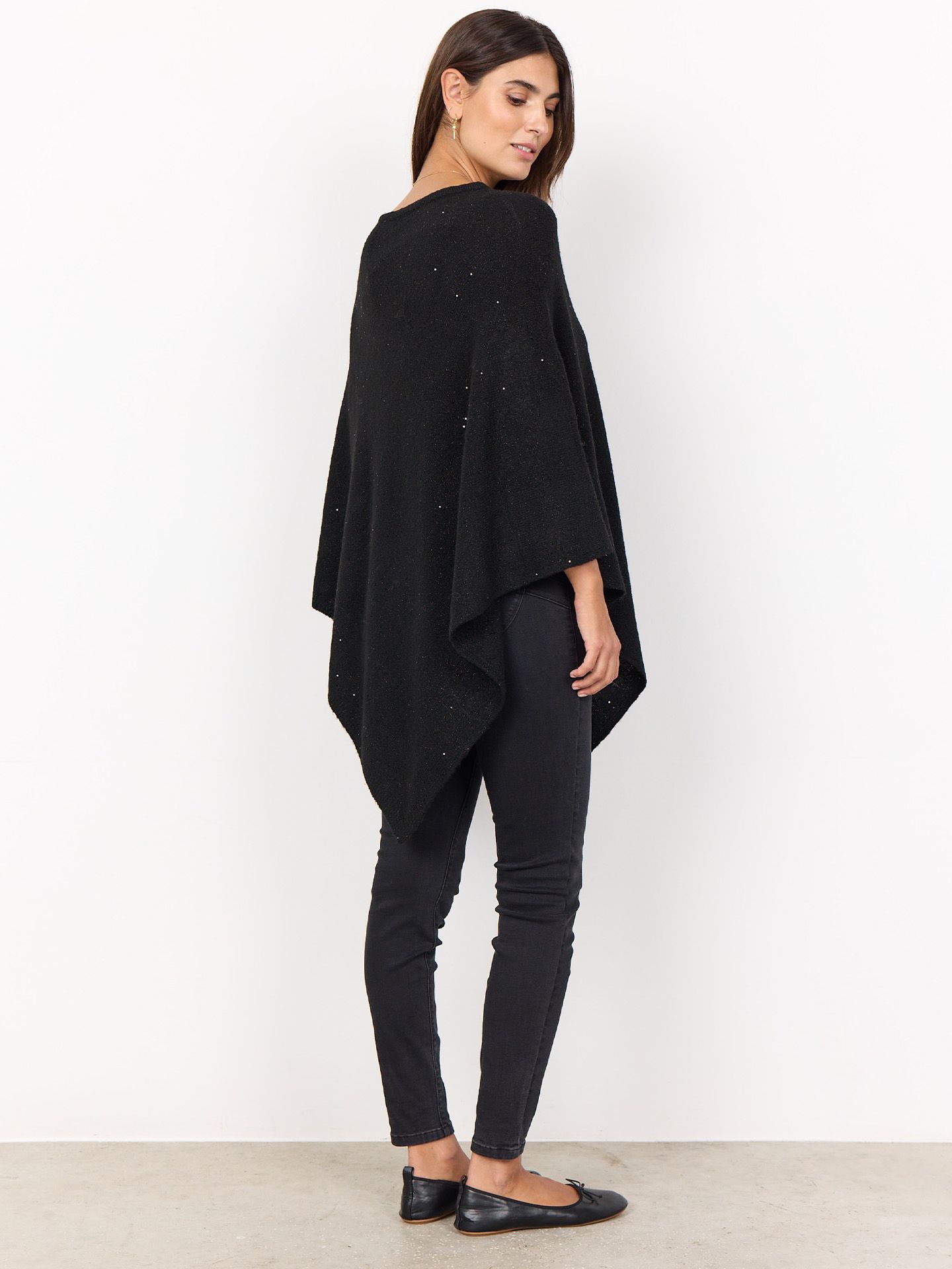 Soyaconcept Poncho Ellen Zwart 00079145-7500