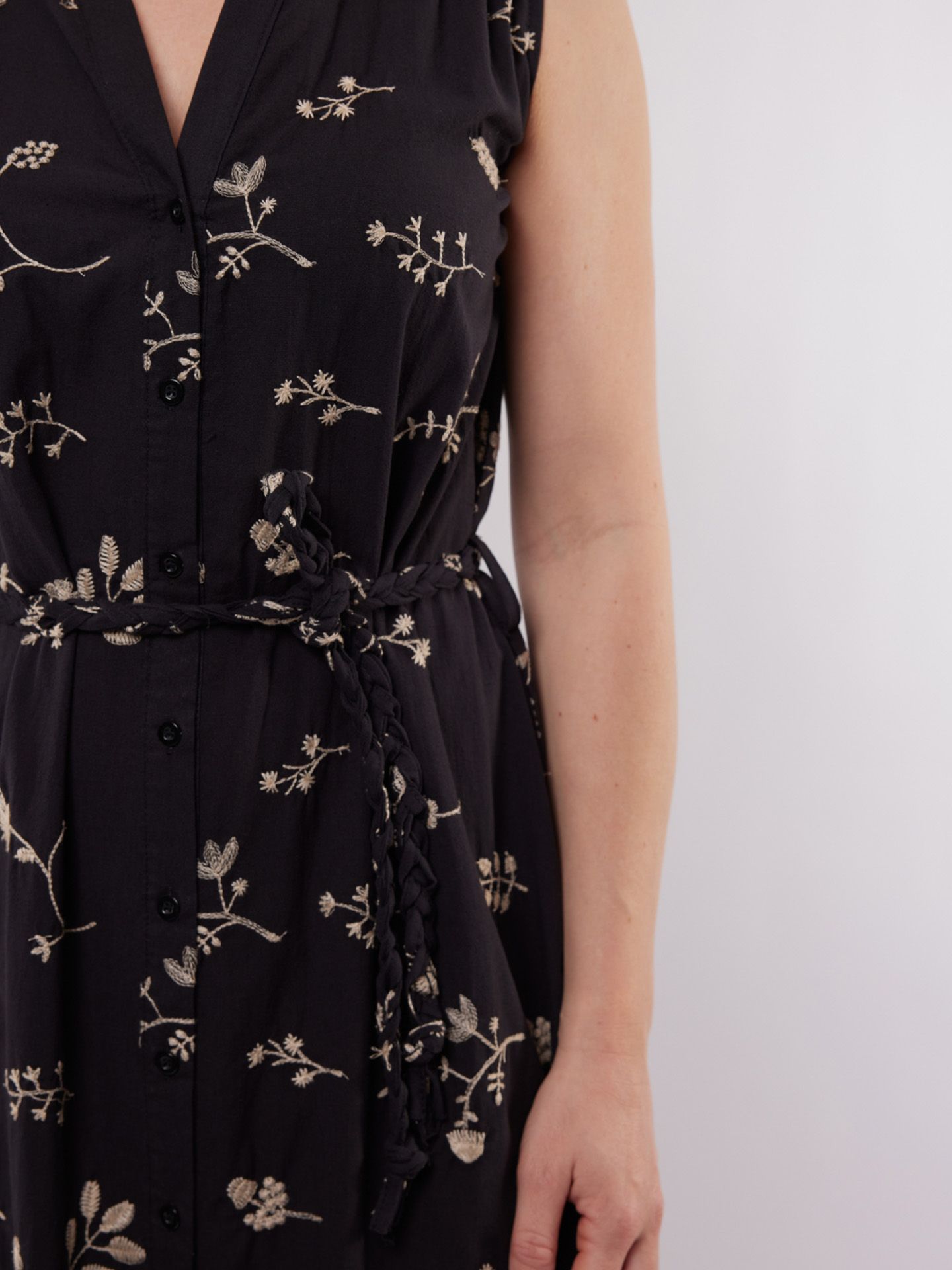 C&S The Label Jurk Sorrento Zwart 00080797-7500