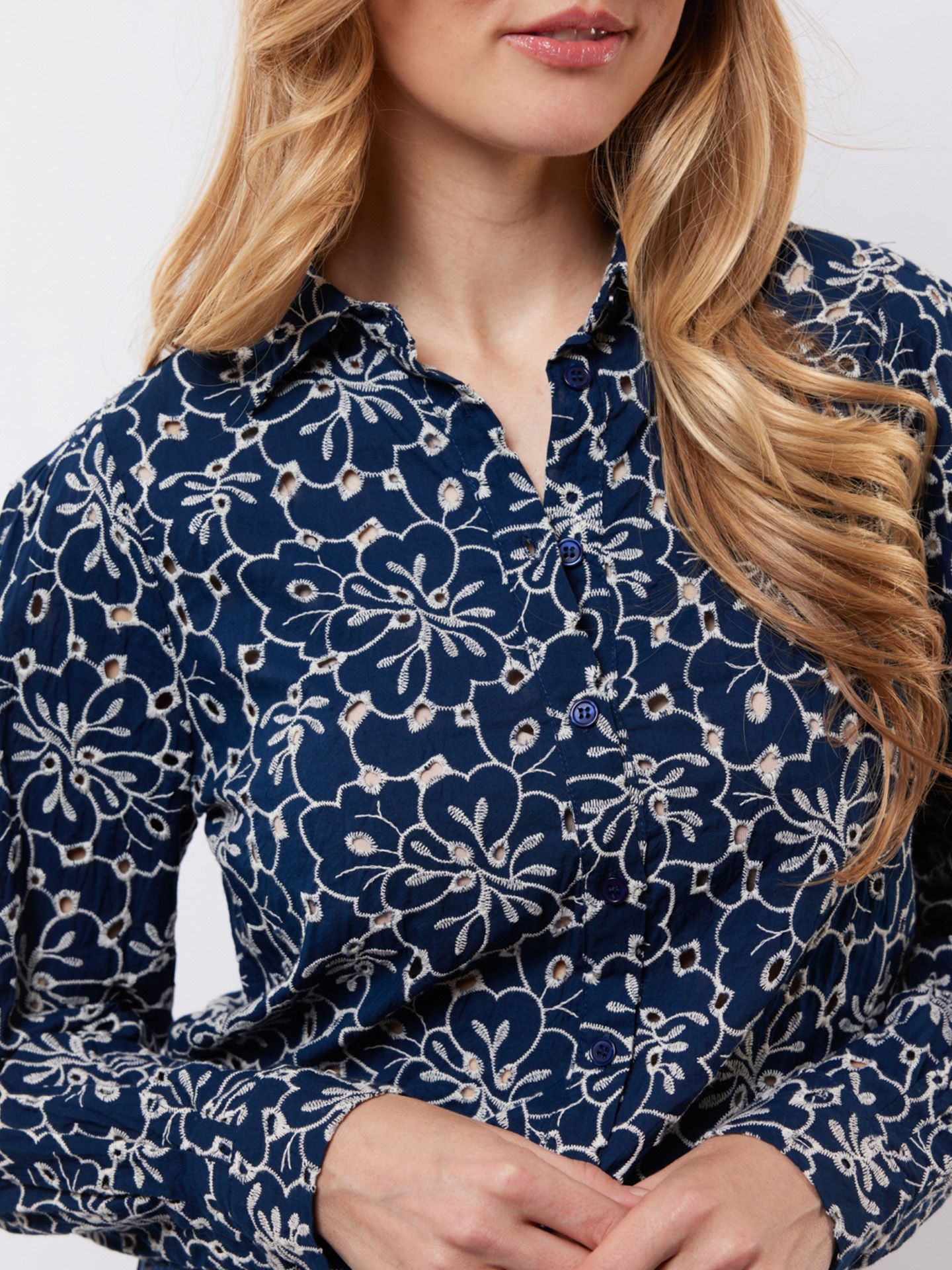 C&S The Label Blouse Louisa Blauw 00081366-1500