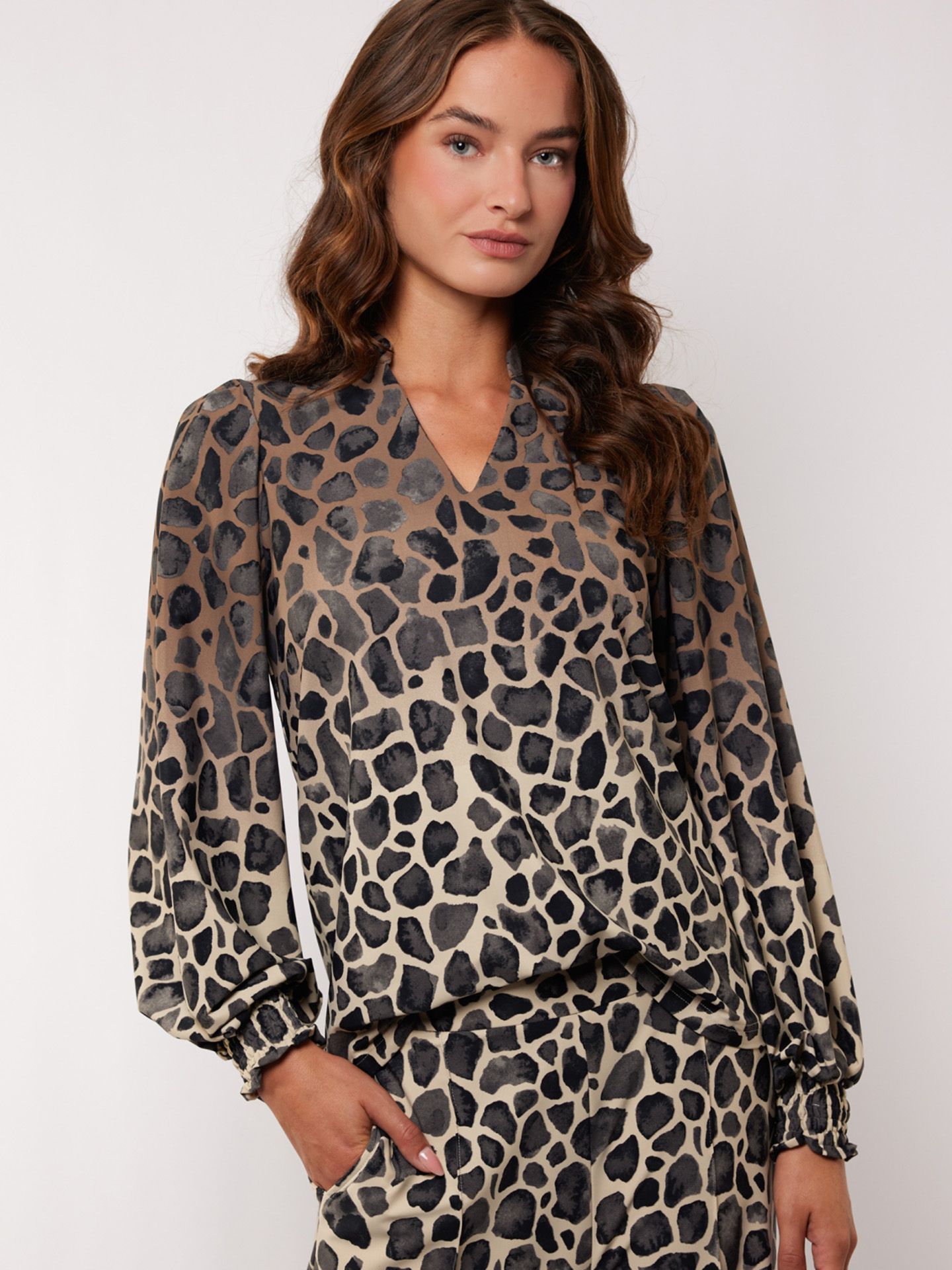 G-Maxx Blouse Darina Bruin 00082136-5800