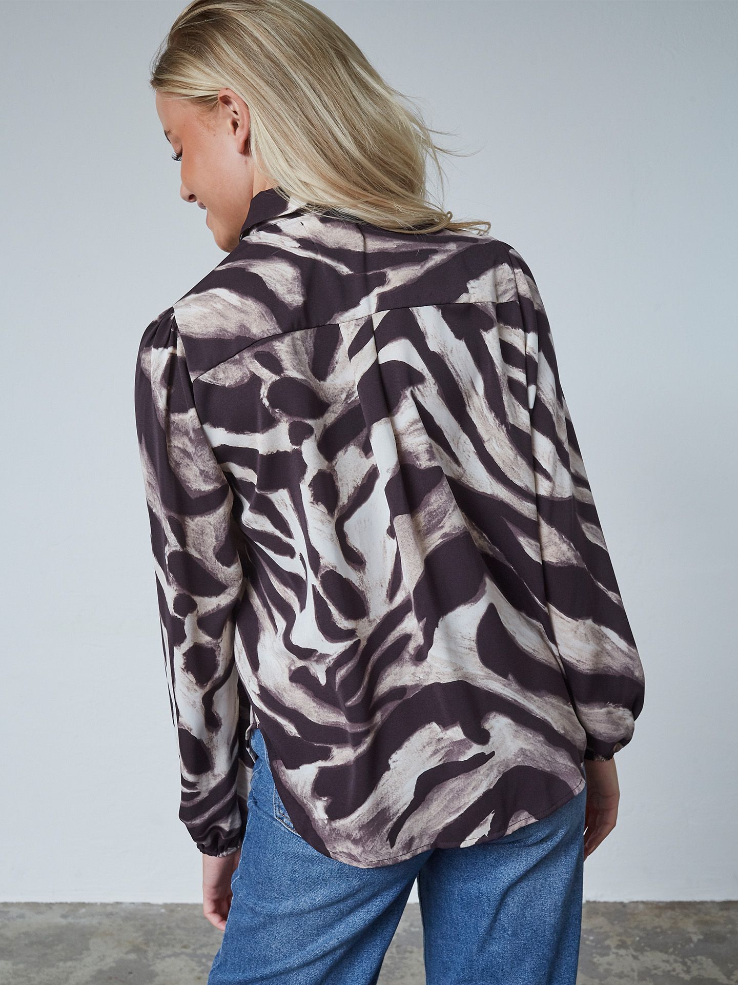 Sisters Point Blouse Ebbey Bruin 00082153-5800