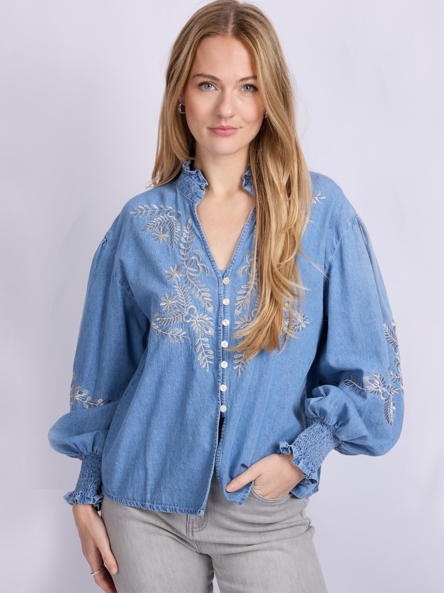 C&S The Label Blouse Liora Blauw 00083004-500