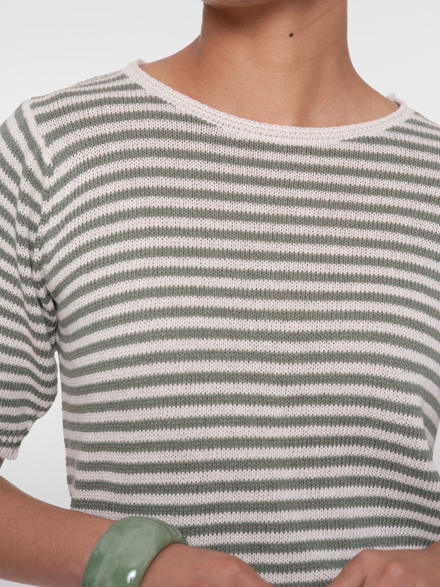 Geisha Trui Julie Groen 00083242-6310