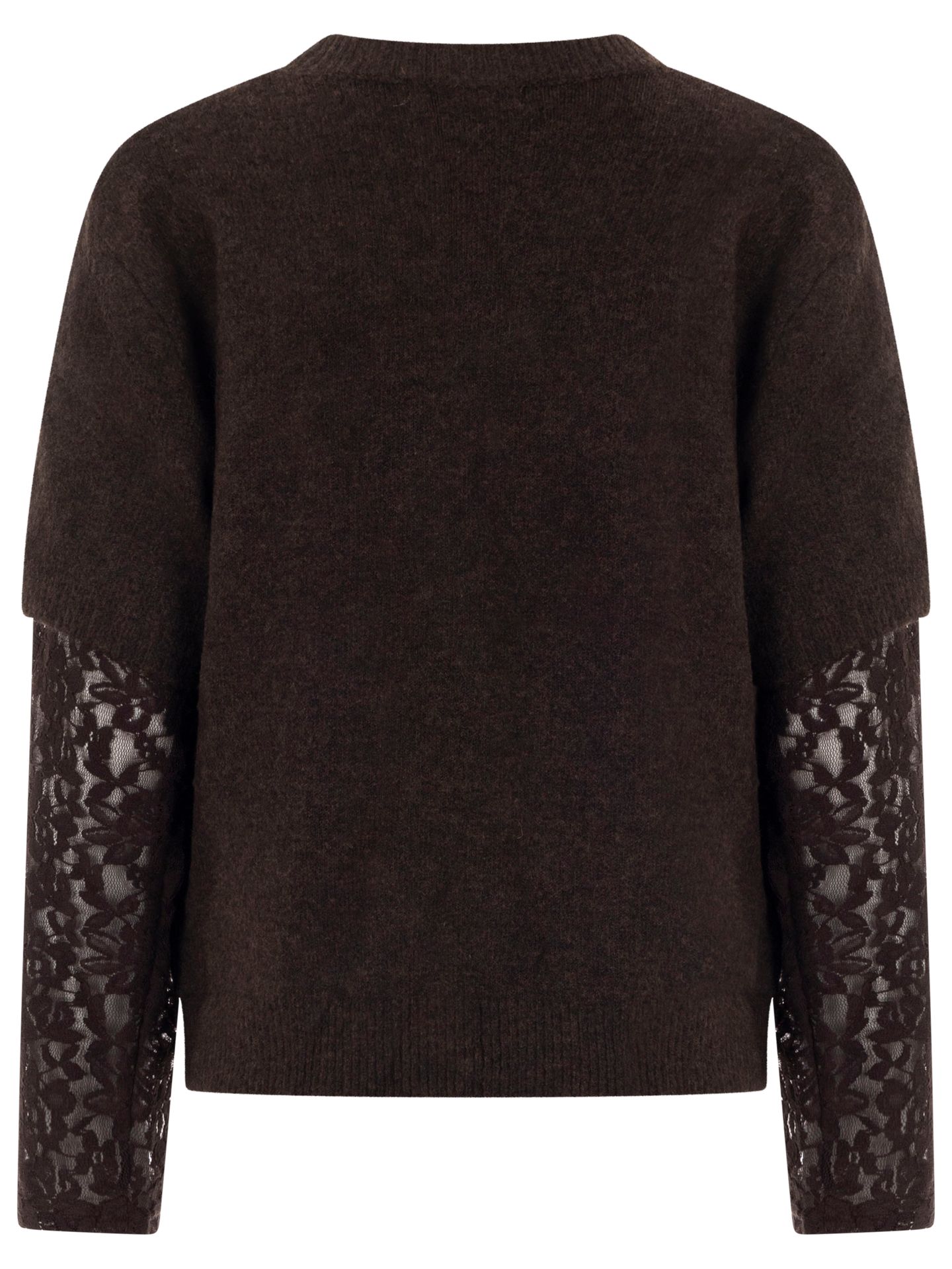 By Clara Trui Nikki Bruin 00083312-5800