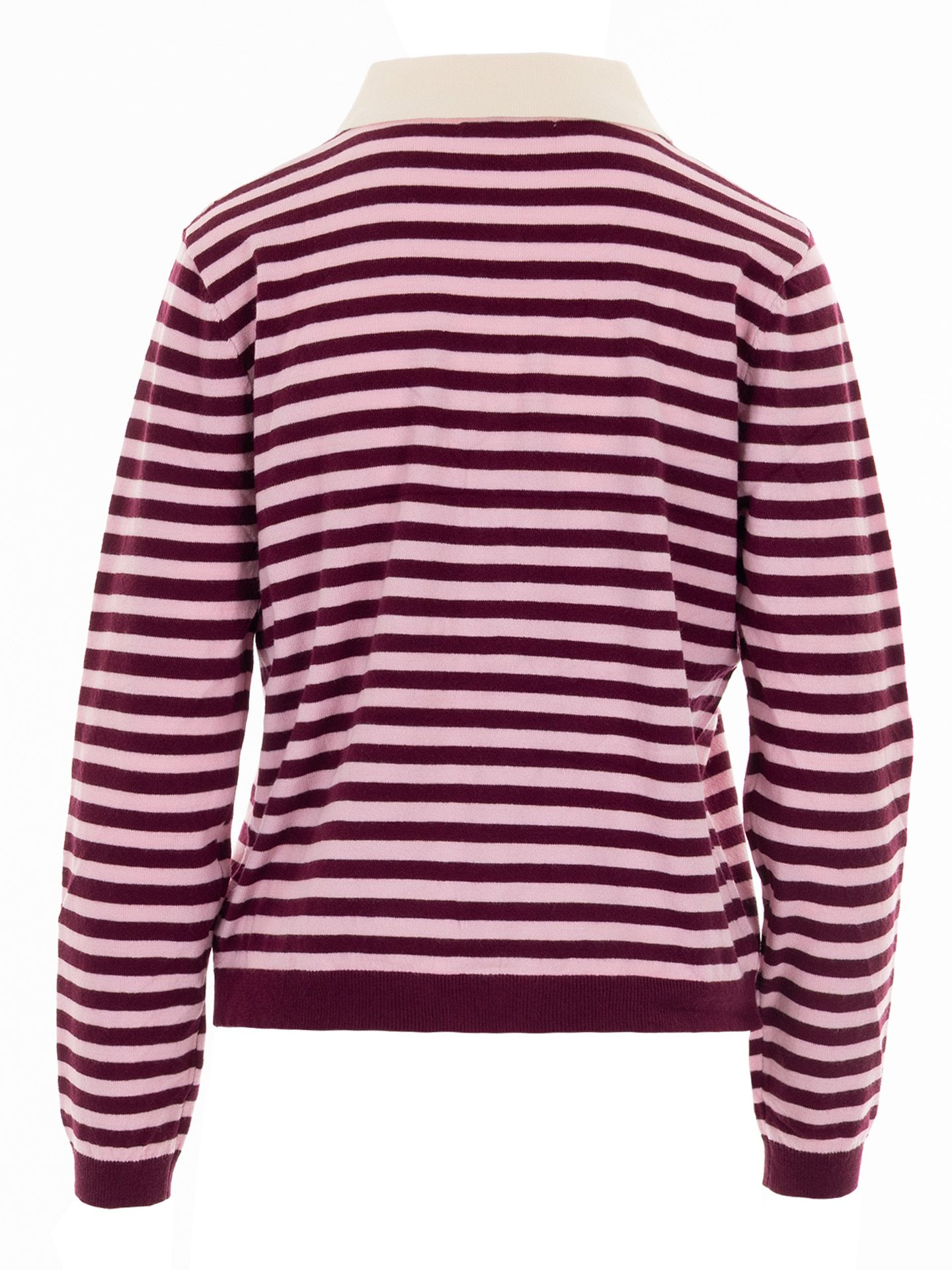 By Clara Trui Femke Rood 00083374-3600