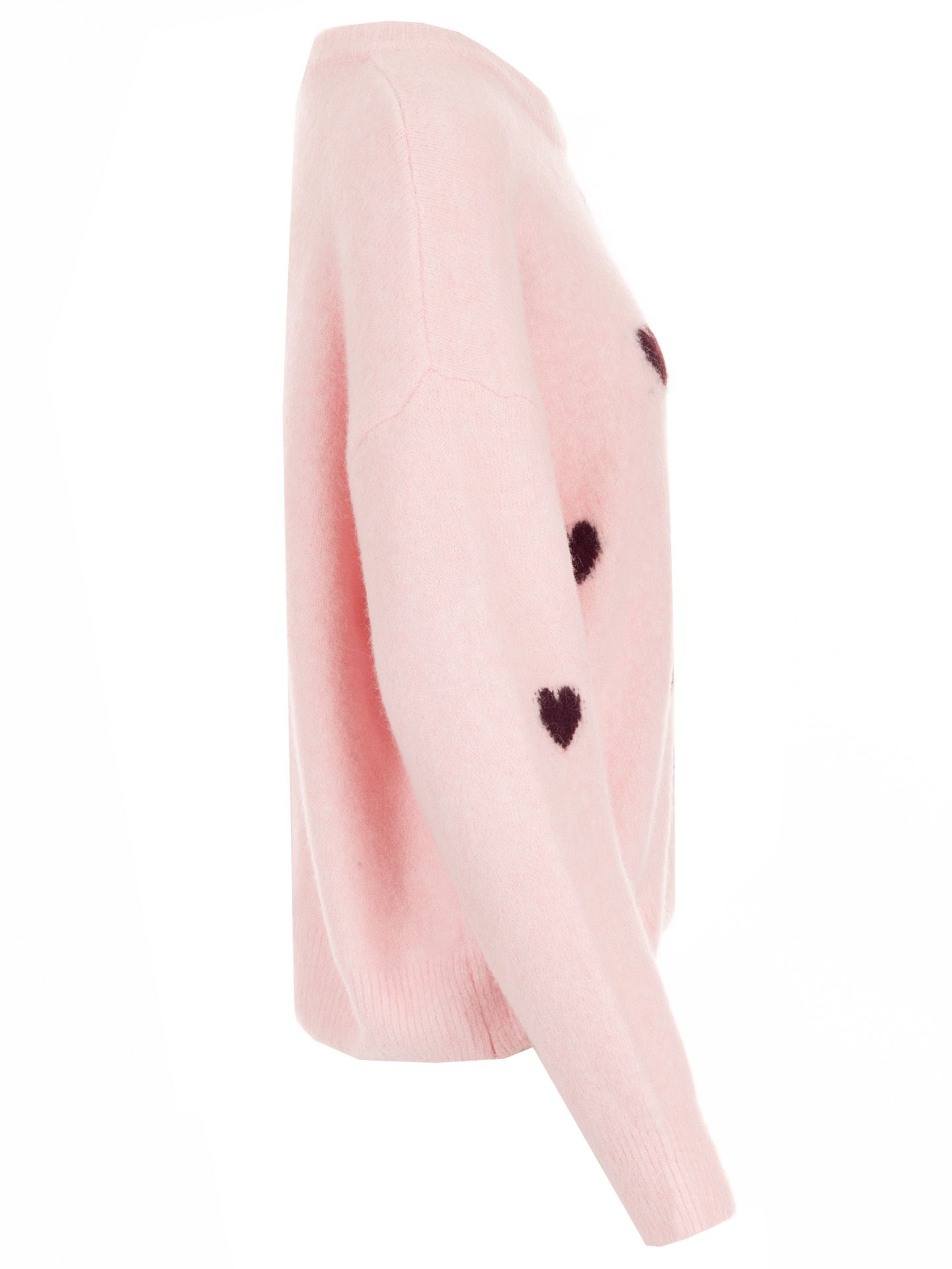 By Clara Trui Danique Roze 00083705-3900