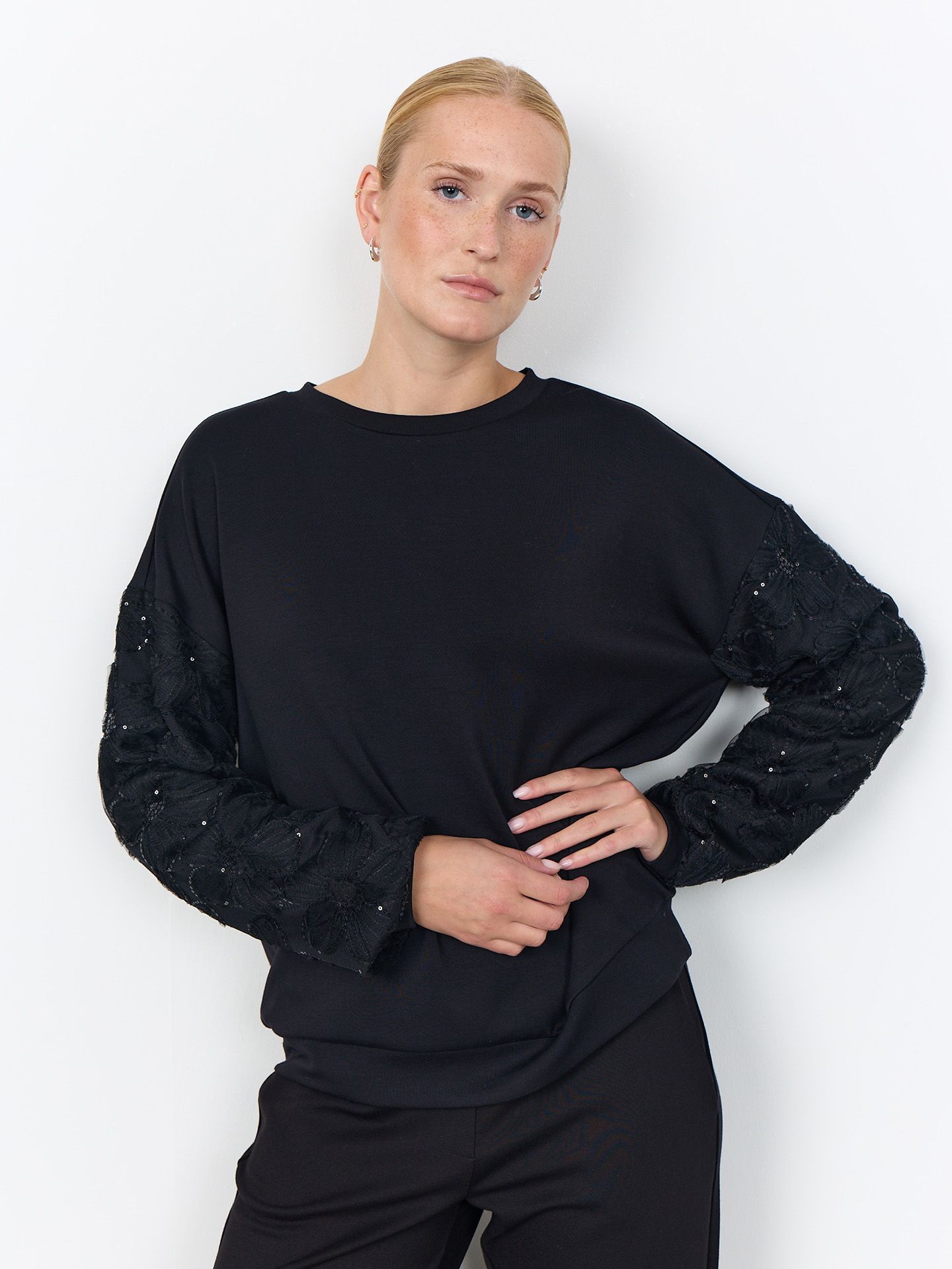 Soyaconcept Sweater Banu Zwart 00085025-7500