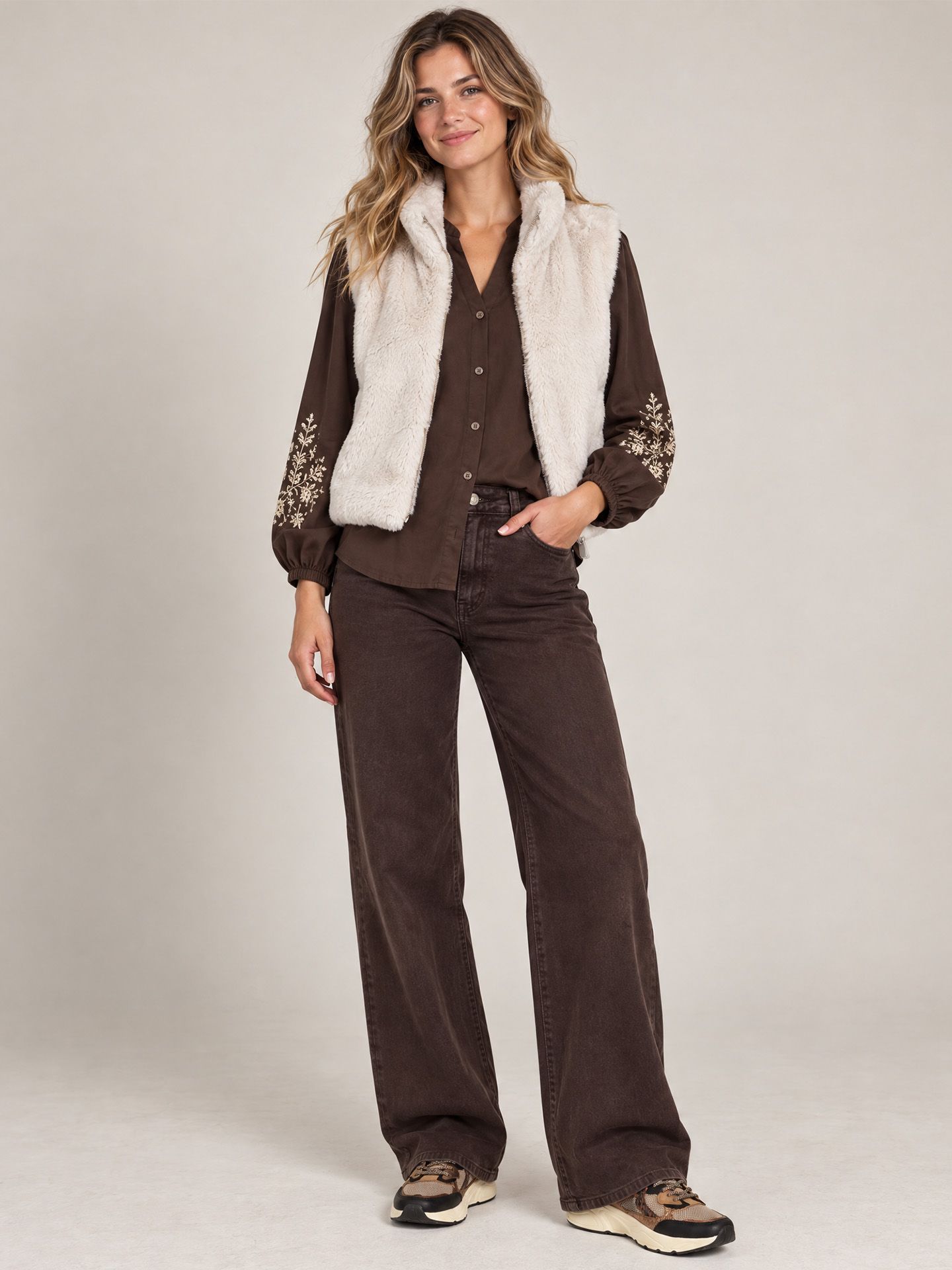 Red Button Blouse Lieve Bruin 00085399-5800