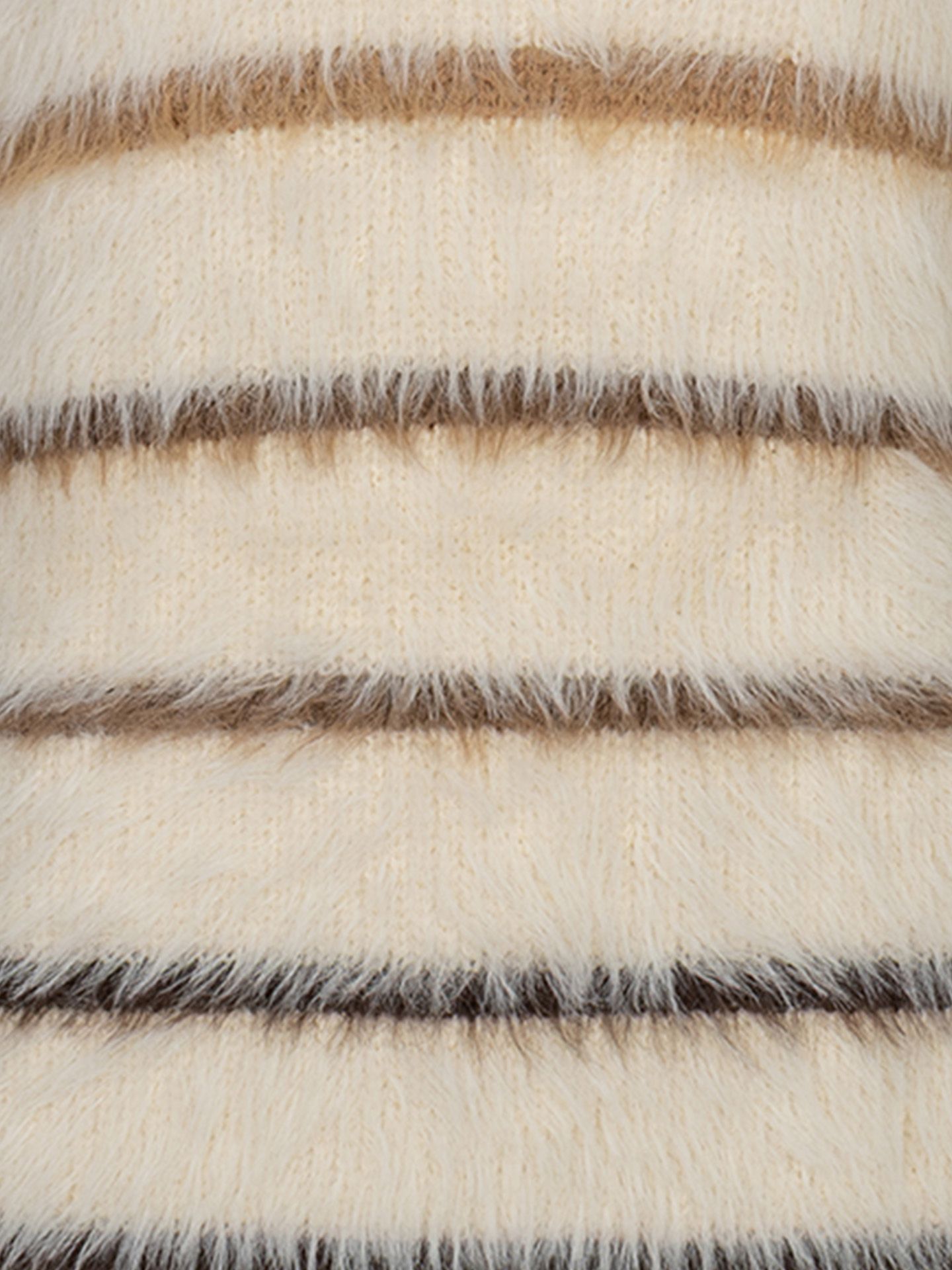 Red Button Sweater Fuzzy Bruin 00085430-5800